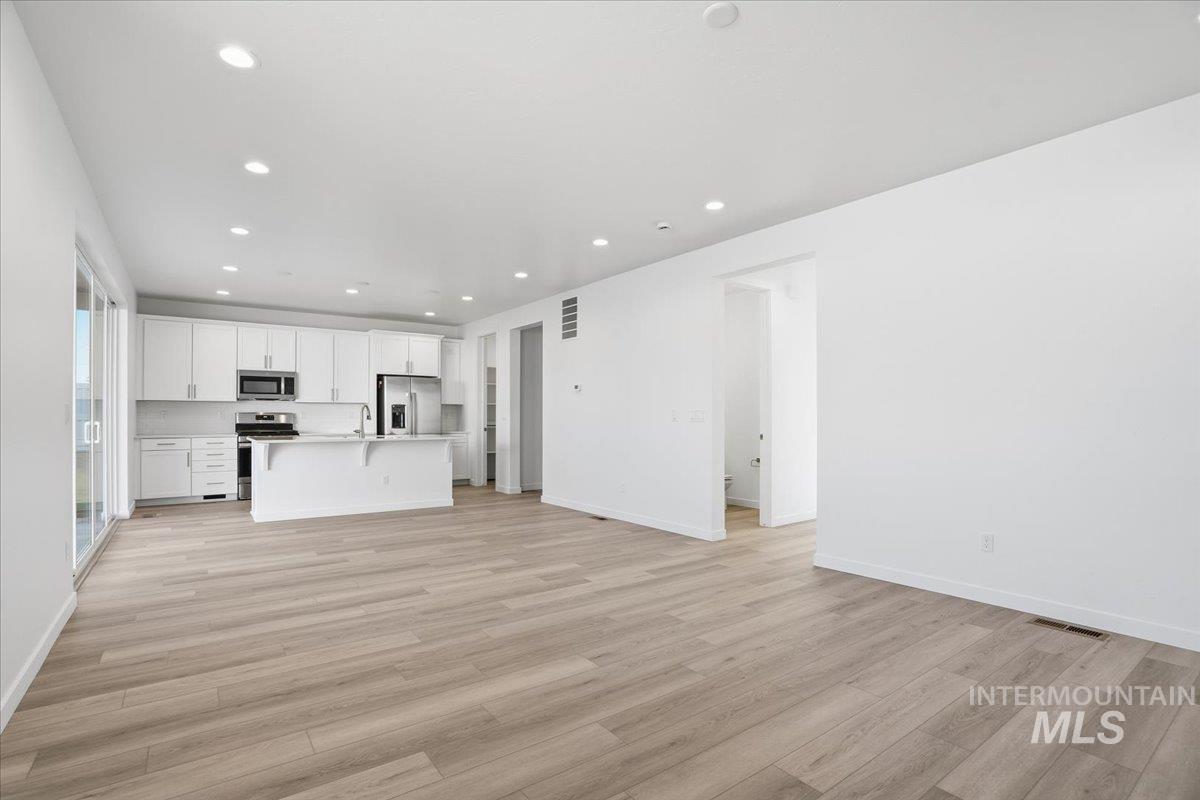 1216 Stirling Meadows Ct, Middleton, Idaho 83644, 3 Bedrooms, 2.5 Bathrooms, Residential For Sale, Price $534,990, 98968000