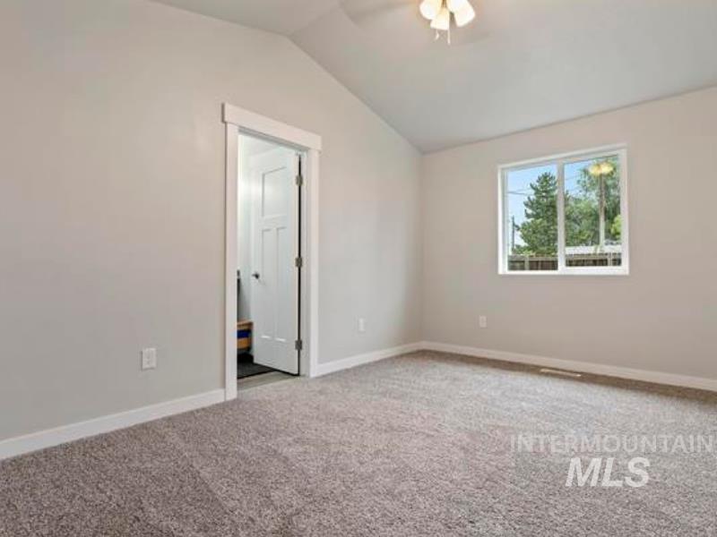 824 & 828 6th St N, Nampa, Idaho 83687, 3 Bedrooms, 2 Bathrooms, Residential Income For Sale, Price $649,900, 98968002