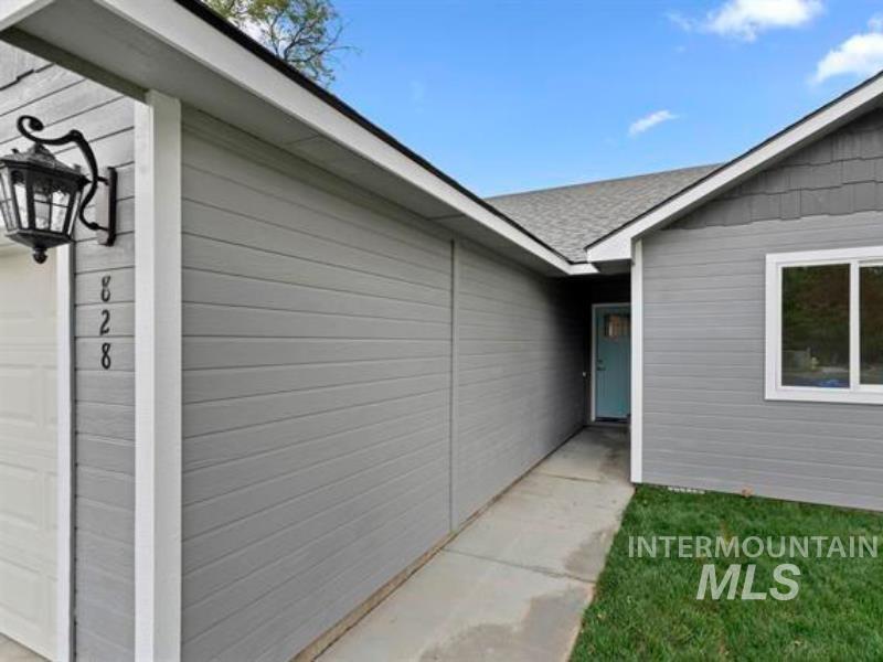 824 & 828 6th St N, Nampa, Idaho 83687, 3 Bedrooms, 2 Bathrooms, Residential Income For Sale, Price $649,900, 98968002