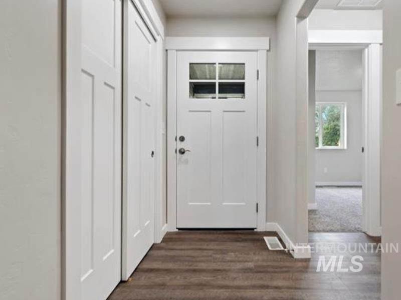 824 & 828 6th St N, Nampa, Idaho 83687, 3 Bedrooms, 2 Bathrooms, Residential Income For Sale, Price $649,900, 98968002