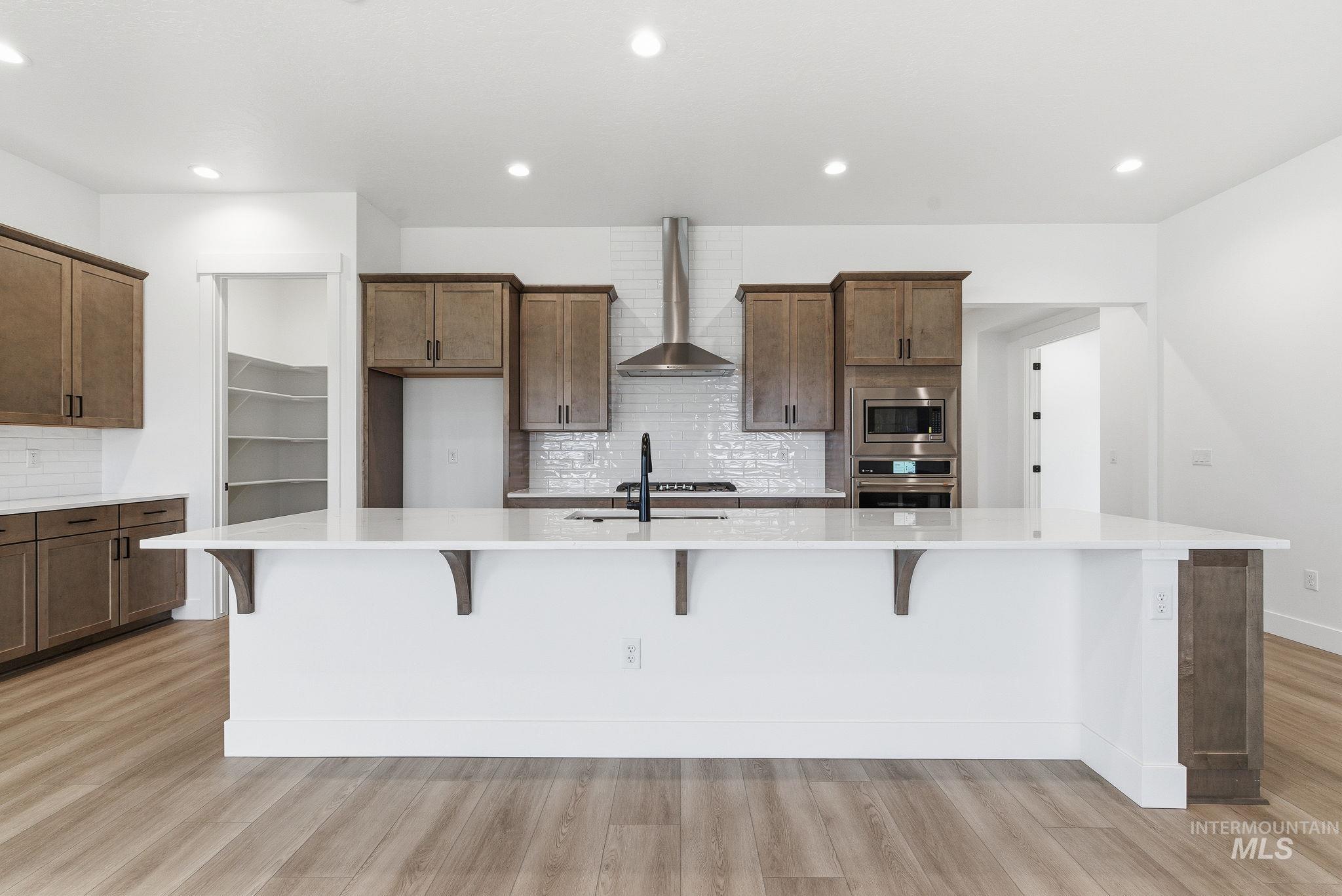 857 N Falling Water Way, Eagle, Idaho 83616, 3 Bedrooms, 2.5 Bathrooms, Residential For Sale, Price $839,990, 98968006