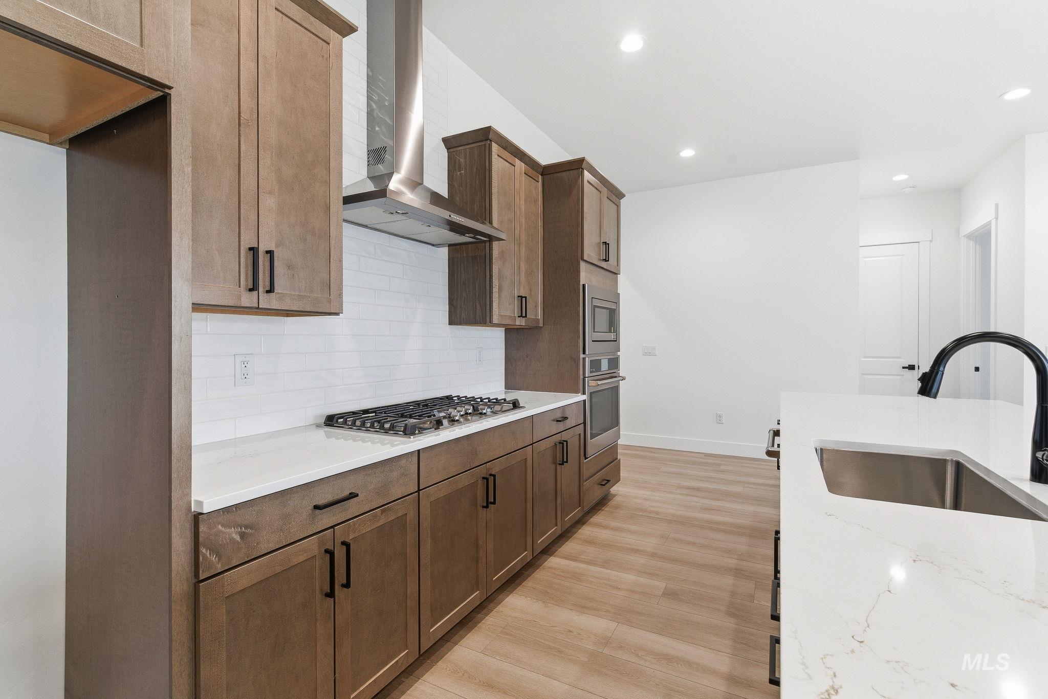 857 N Falling Water Way, Eagle, Idaho 83616, 3 Bedrooms, 2.5 Bathrooms, Residential For Sale, Price $839,990, 98968006