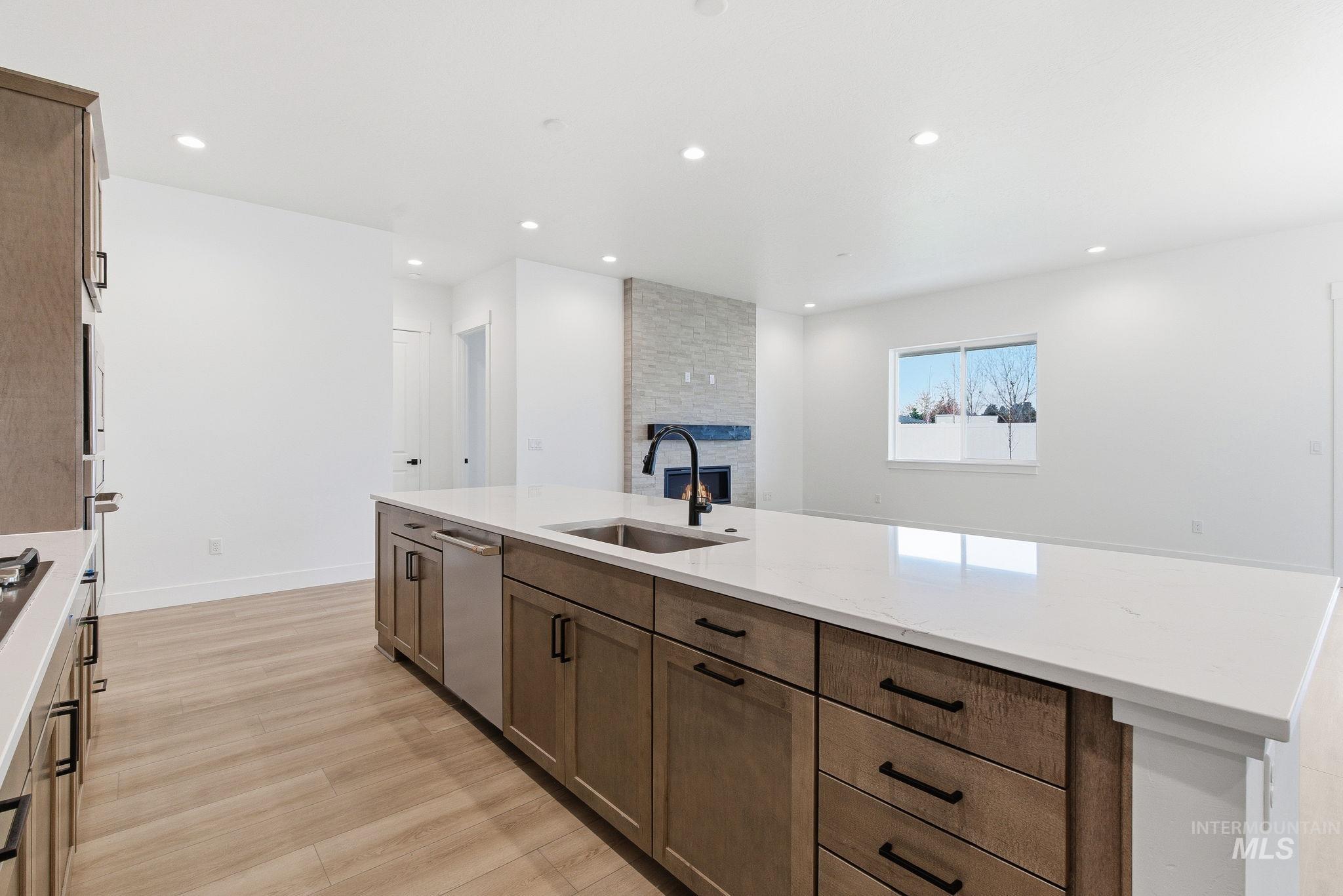 857 N Falling Water Way, Eagle, Idaho 83616, 3 Bedrooms, 2.5 Bathrooms, Residential For Sale, Price $839,990, 98968006