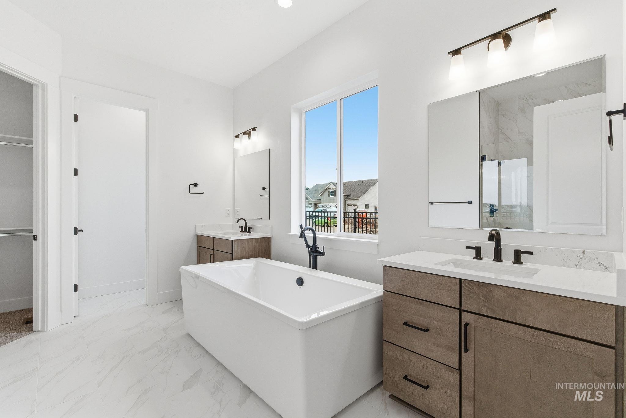 857 N Falling Water Way, Eagle, Idaho 83616, 3 Bedrooms, 2.5 Bathrooms, Residential For Sale, Price $839,990, 98968006