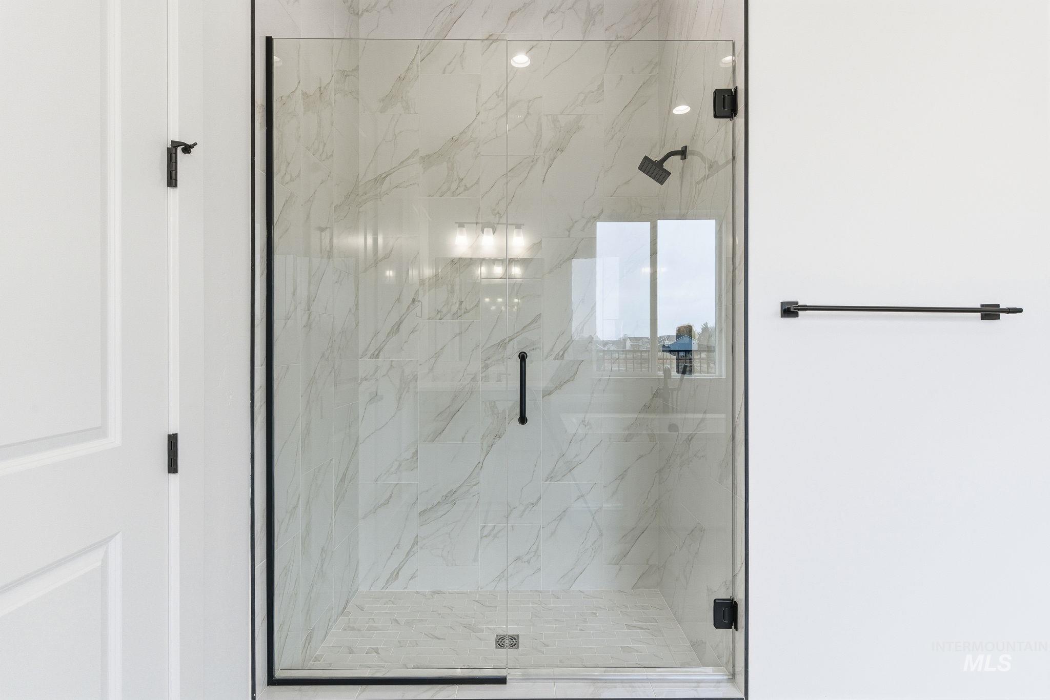 857 N Falling Water Way, Eagle, Idaho 83616, 3 Bedrooms, 2.5 Bathrooms, Residential For Sale, Price $839,990, 98968006