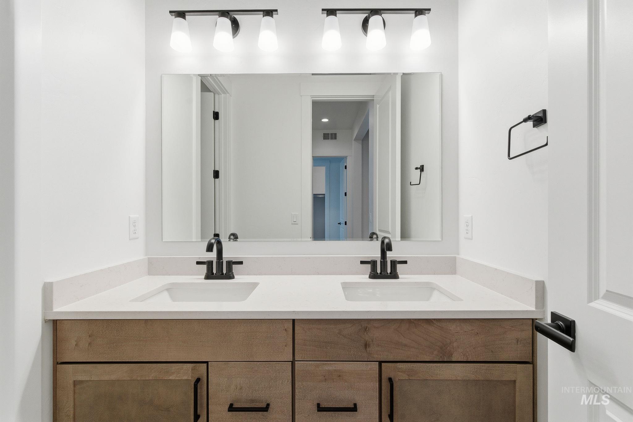 857 N Falling Water Way, Eagle, Idaho 83616, 3 Bedrooms, 2.5 Bathrooms, Residential For Sale, Price $839,990, 98968006