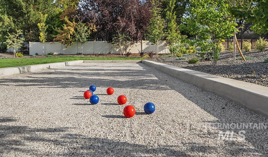 857 N Falling Water Way, Eagle, Idaho 83616, 3 Bedrooms, 2.5 Bathrooms, Residential For Sale, Price $839,990, 98968006