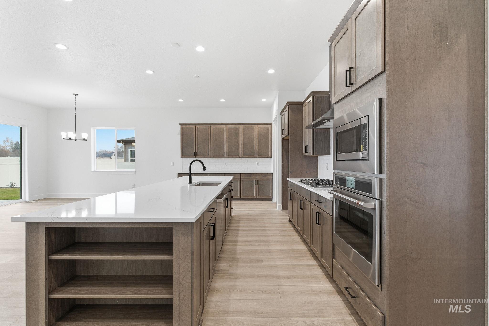 857 N Falling Water Way, Eagle, Idaho 83616, 3 Bedrooms, 2.5 Bathrooms, Residential For Sale, Price $839,990, 98968006