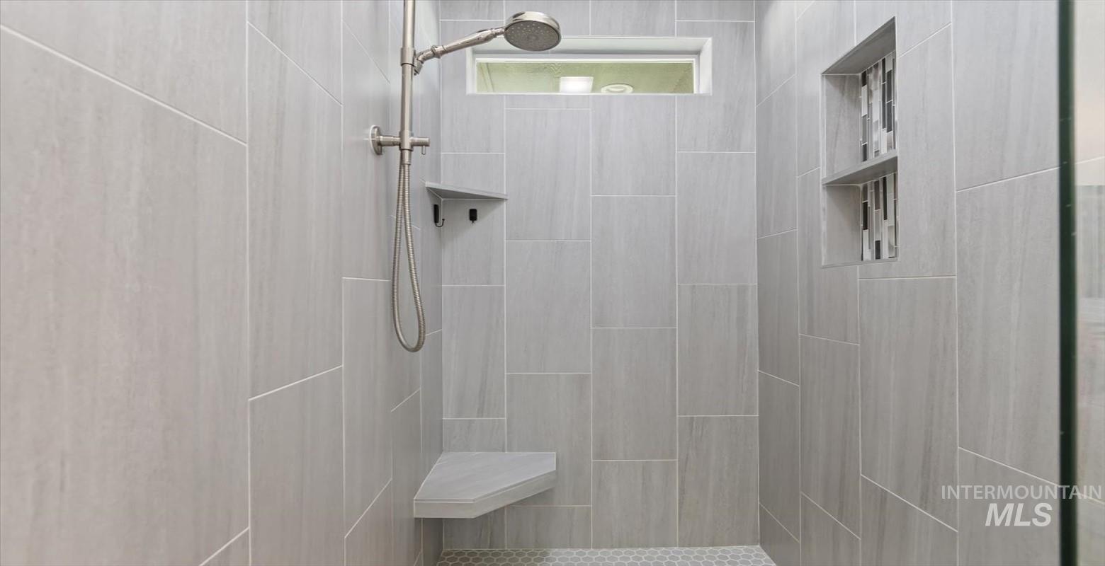 2171 W Valli Hi Road, Eagle, Idaho 83616, 4 Bedrooms, 3.5 Bathrooms, Residential For Sale, Price $1,549,900, 98968016