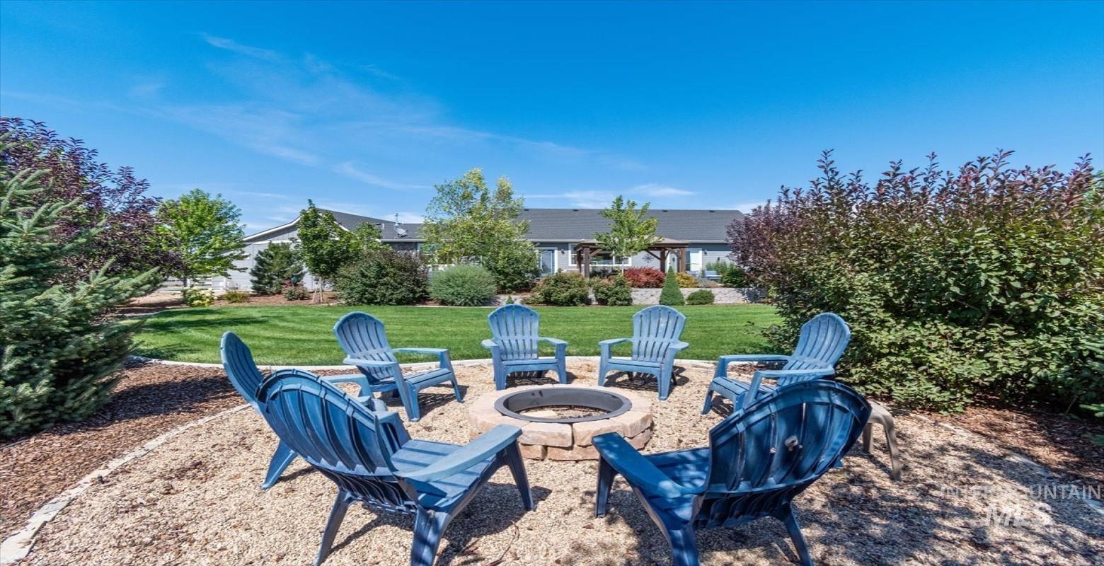 2171 W Valli Hi Road, Eagle, Idaho 83616, 4 Bedrooms, 3.5 Bathrooms, Residential For Sale, Price $1,549,900, 98968016