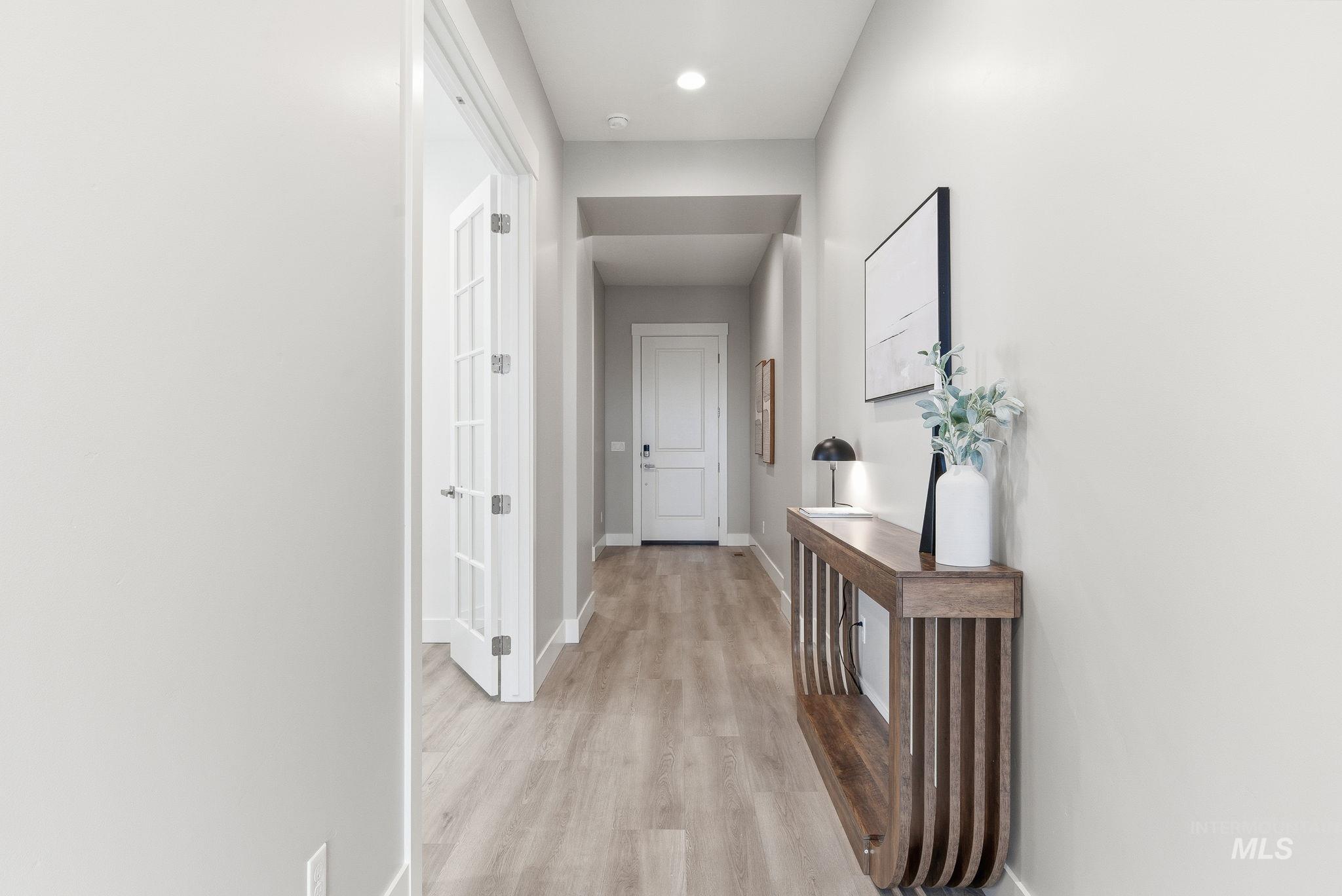 2301 N Mountain Vista Ave, Star, Idaho 83669, 3 Bedrooms, 2.5 Bathrooms, Residential For Sale, Price $749,990, 98968017