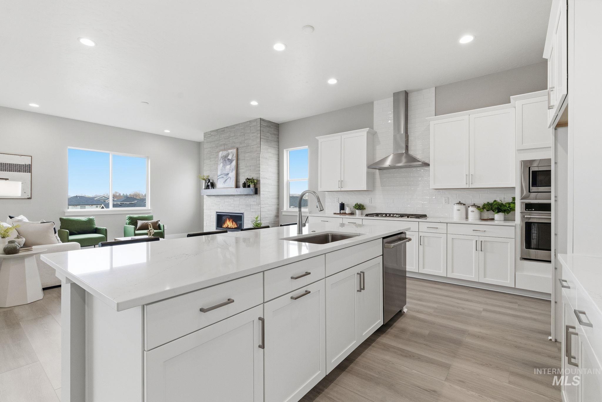 2301 N Mountain Vista Ave, Star, Idaho 83669, 3 Bedrooms, 2.5 Bathrooms, Residential For Sale, Price $749,990, 98968017