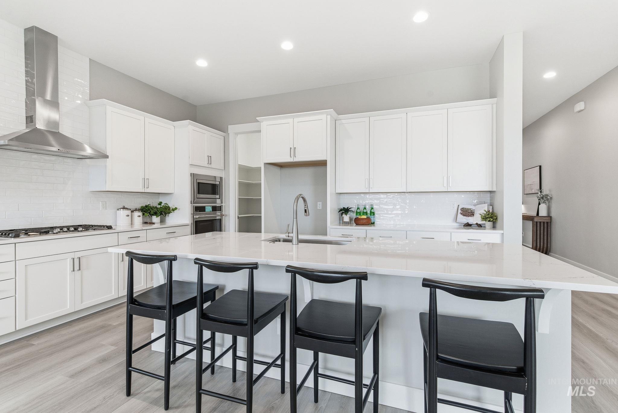 2301 N Mountain Vista Ave, Star, Idaho 83669, 3 Bedrooms, 2.5 Bathrooms, Residential For Sale, Price $749,990, 98968017