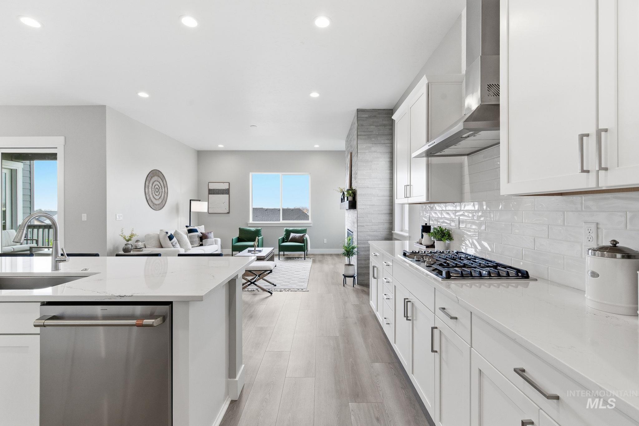 2301 N Mountain Vista Ave, Star, Idaho 83669, 3 Bedrooms, 2.5 Bathrooms, Residential For Sale, Price $749,990, 98968017