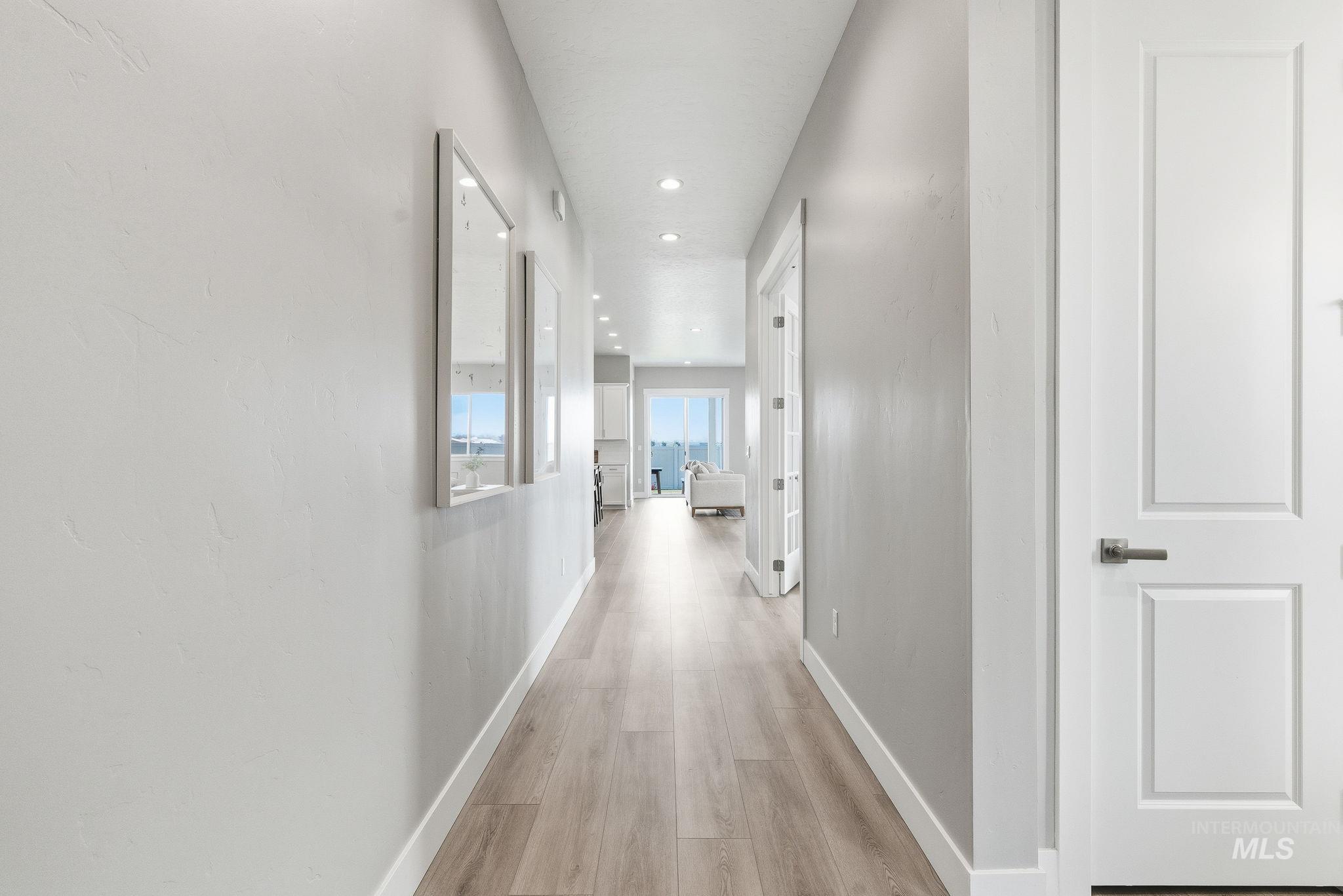 2195 N Mountain Vista Ave, Star, Idaho 83669, 3 Bedrooms, 3.5 Bathrooms, Residential For Sale, Price $739,990, 98968021