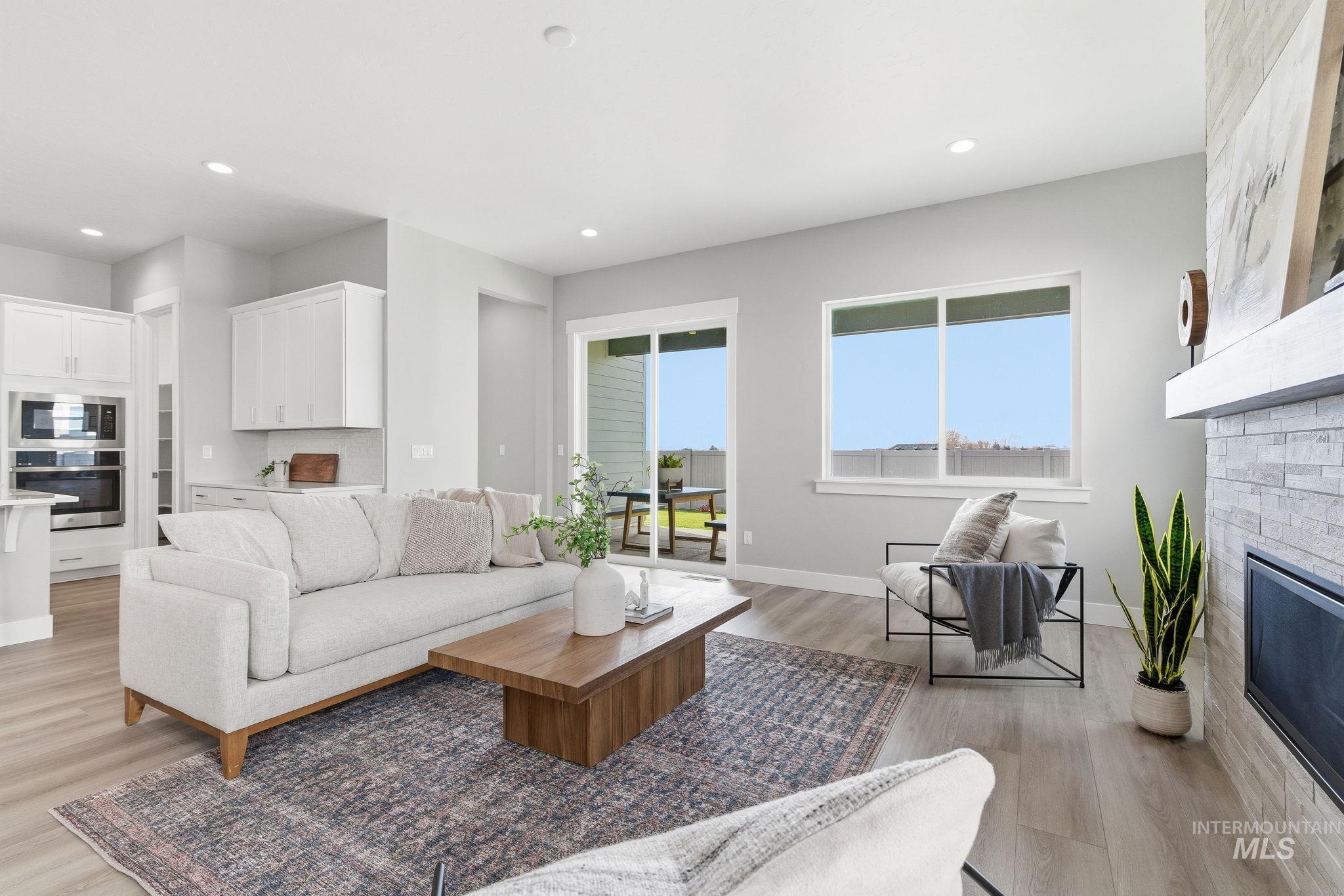 2195 N Mountain Vista Ave, Star, Idaho 83669, 3 Bedrooms, 3.5 Bathrooms, Residential For Sale, Price $739,990, 98968021