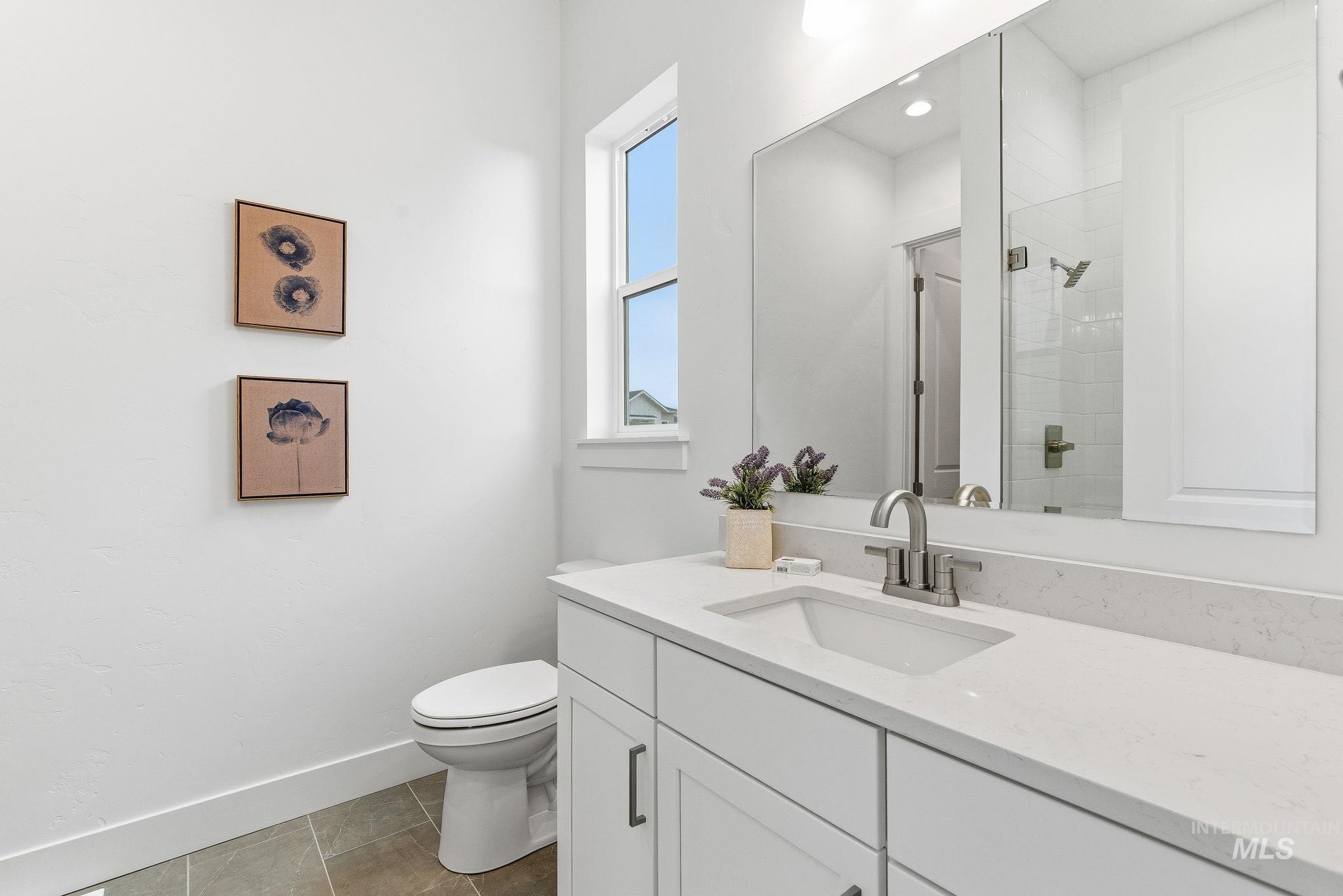 2195 N Mountain Vista Ave, Star, Idaho 83669, 3 Bedrooms, 3.5 Bathrooms, Residential For Sale, Price $739,990, 98968021