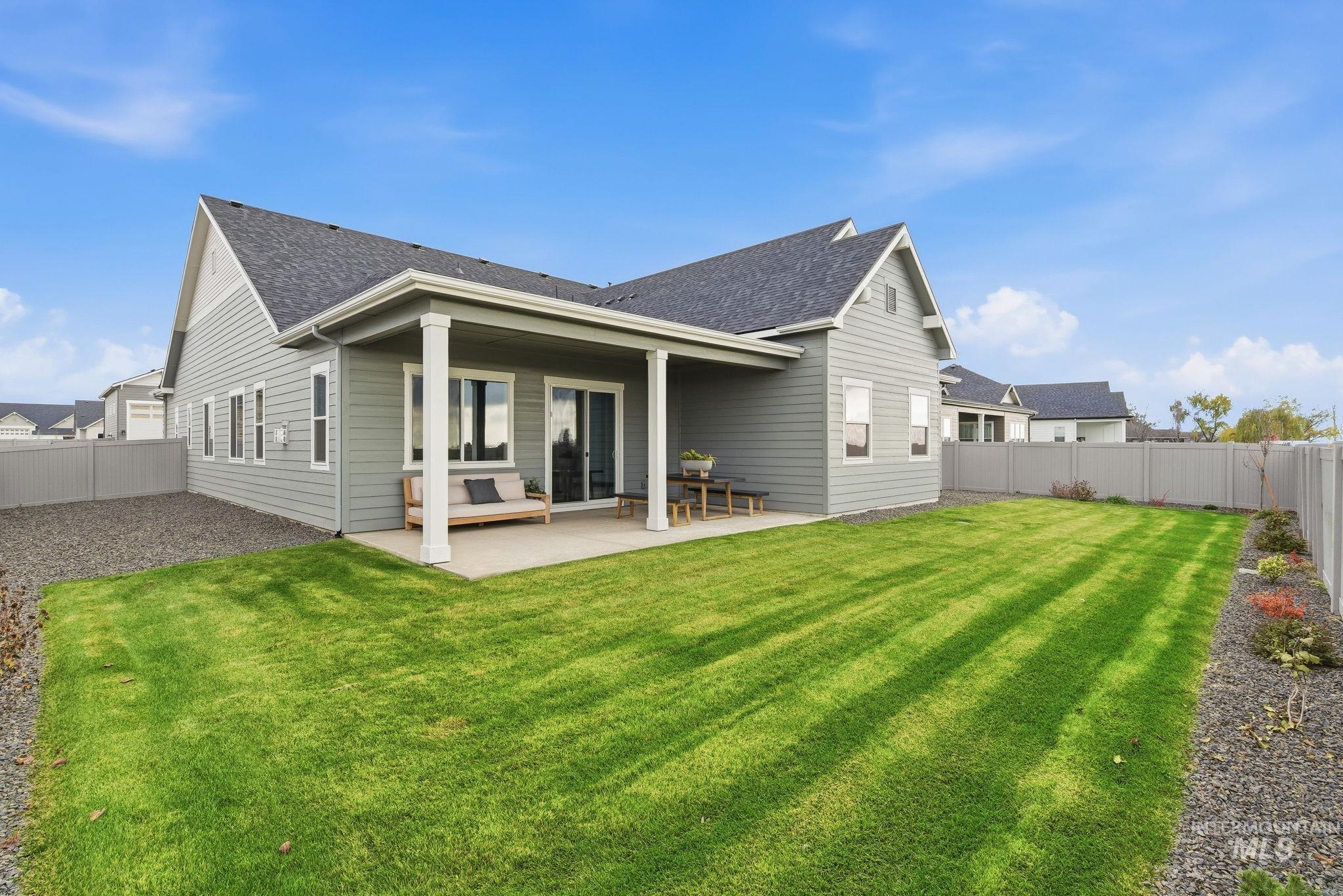 2195 N Mountain Vista Ave, Star, Idaho 83669, 3 Bedrooms, 3.5 Bathrooms, Residential For Sale, Price $739,990, 98968021