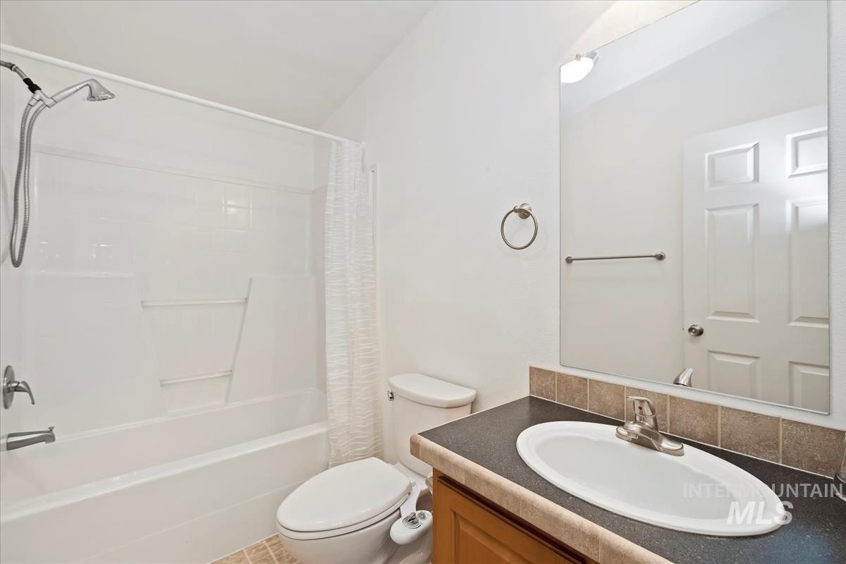 700 E Fairview Ave, Meridian, Idaho 83642-3308, 3 Bedrooms, 2 Bathrooms, Residential For Sale, Price $130,000, 98968035