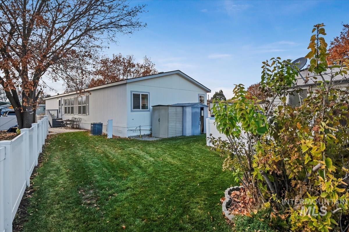 700 E Fairview Ave, Meridian, Idaho 83642-3308, 3 Bedrooms, 2 Bathrooms, Residential For Sale, Price $130,000, 98968035