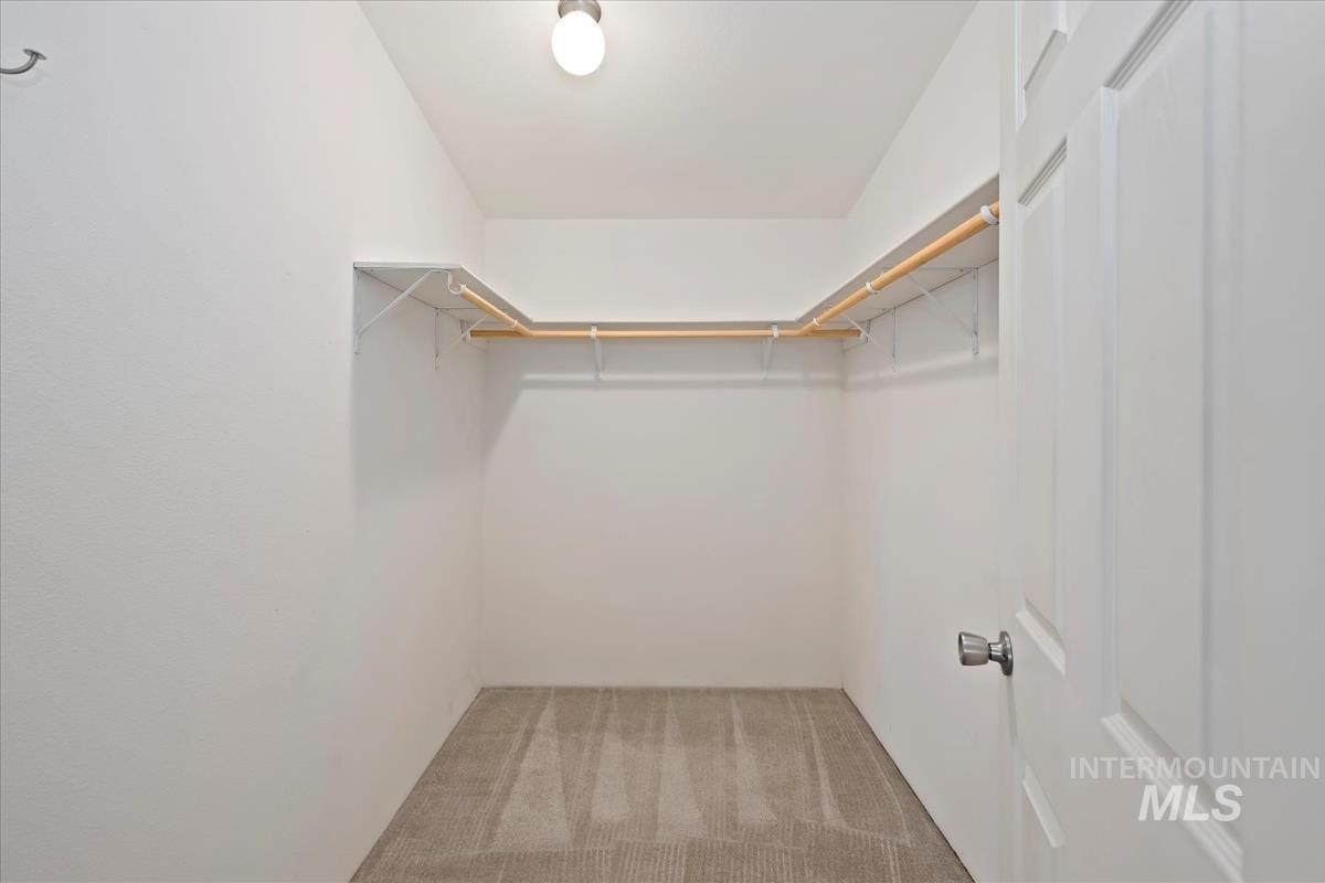 700 E Fairview Ave, Meridian, Idaho 83642-3308, 3 Bedrooms, 2 Bathrooms, Residential For Sale, Price $130,000, 98968035