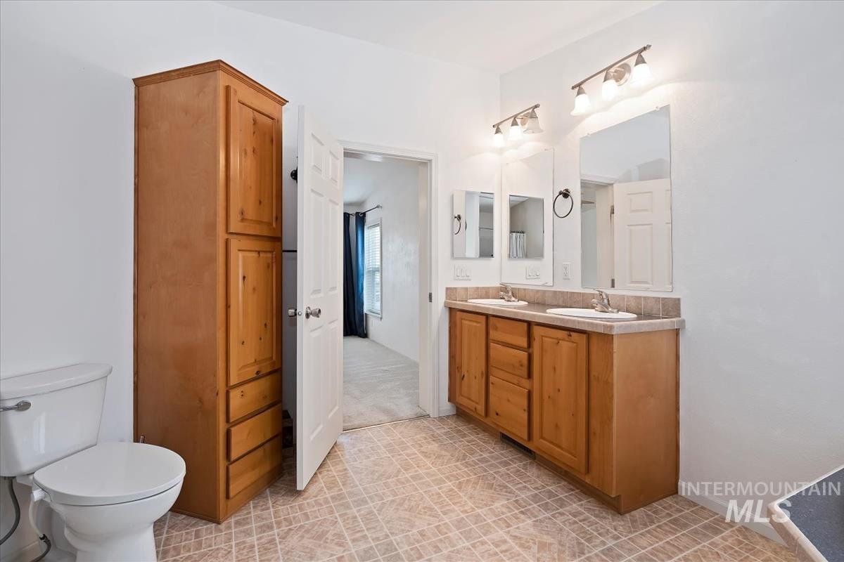 700 E Fairview Ave, Meridian, Idaho 83642-3308, 3 Bedrooms, 2 Bathrooms, Residential For Sale, Price $130,000, 98968035