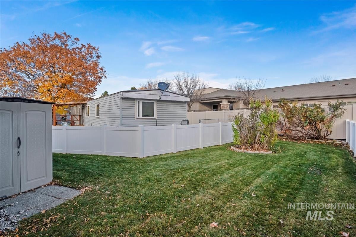 700 E Fairview Ave, Meridian, Idaho 83642-3308, 3 Bedrooms, 2 Bathrooms, Residential For Sale, Price $130,000, 98968035