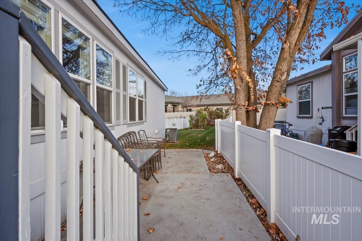 700 E Fairview Ave, Meridian, Idaho 83642-3308, 3 Bedrooms, 2 Bathrooms, Residential For Sale, Price $130,000, 98968035