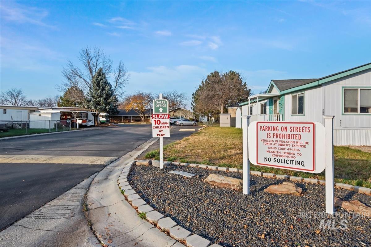 700 E Fairview Ave, Meridian, Idaho 83642-3308, 3 Bedrooms, 2 Bathrooms, Residential For Sale, Price $130,000, 98968035