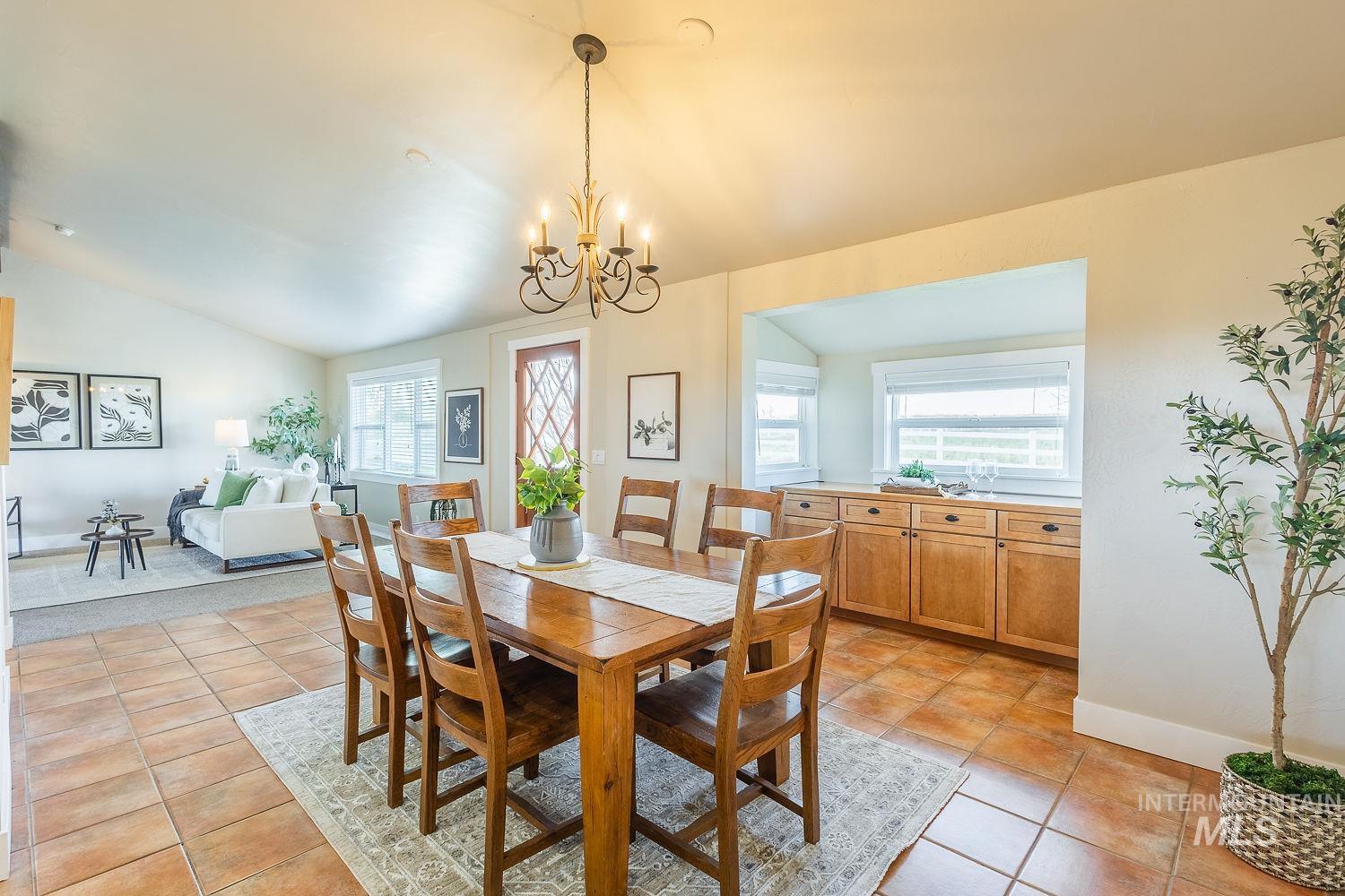 988 W King Rd., Kuna, Idaho 83634, 4 Bedrooms, 3.5 Bathrooms, Residential For Sale, Price $999,000, 98968036