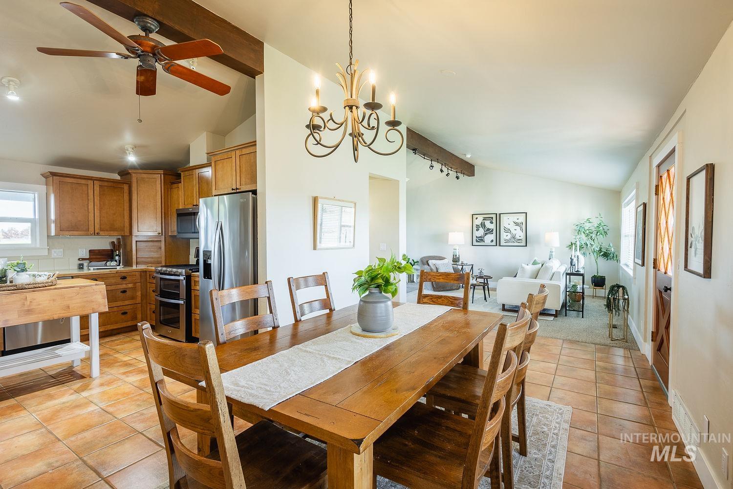 988 W King Rd., Kuna, Idaho 83634, 4 Bedrooms, 3.5 Bathrooms, Residential For Sale, Price $999,000, 98968036