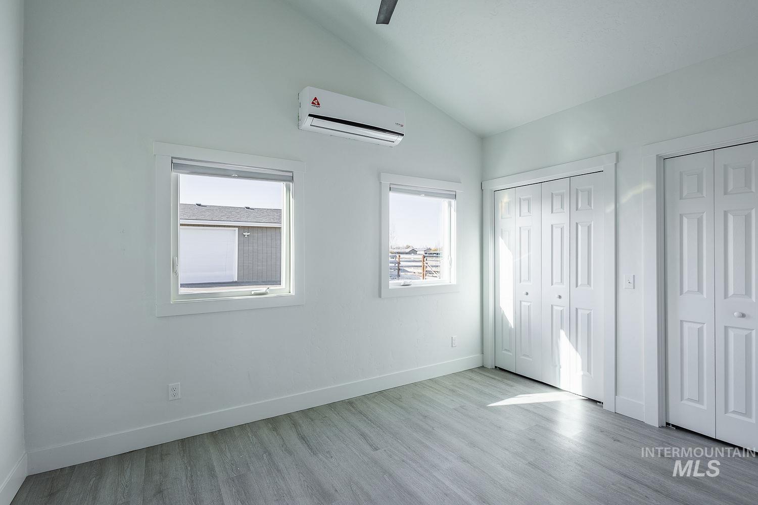 988 W King Rd., Kuna, Idaho 83634, 4 Bedrooms, 3.5 Bathrooms, Residential For Sale, Price $999,000, 98968036