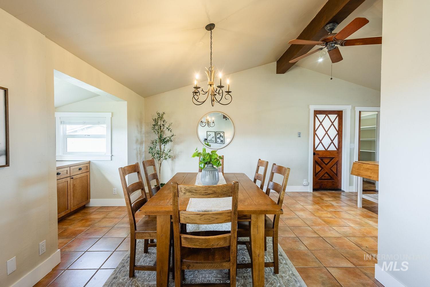 988 W King Rd., Kuna, Idaho 83634, 4 Bedrooms, 3.5 Bathrooms, Residential For Sale, Price $999,000, 98968036