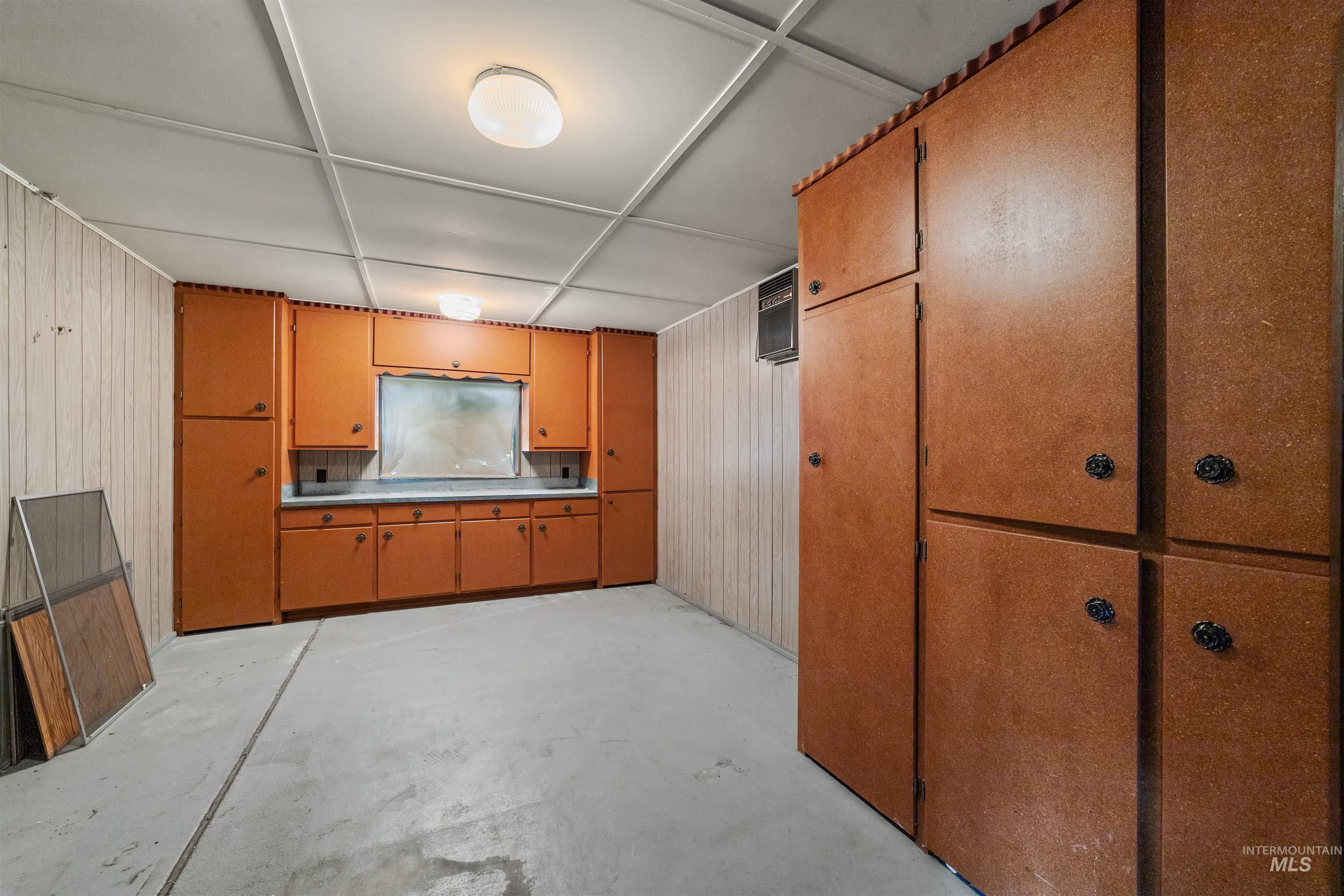 302 W. Driftwood Road, Boise, Idaho 83713, 2 Bedrooms, 2 Bathrooms, Residential For Sale, Price $60,000, 98968038