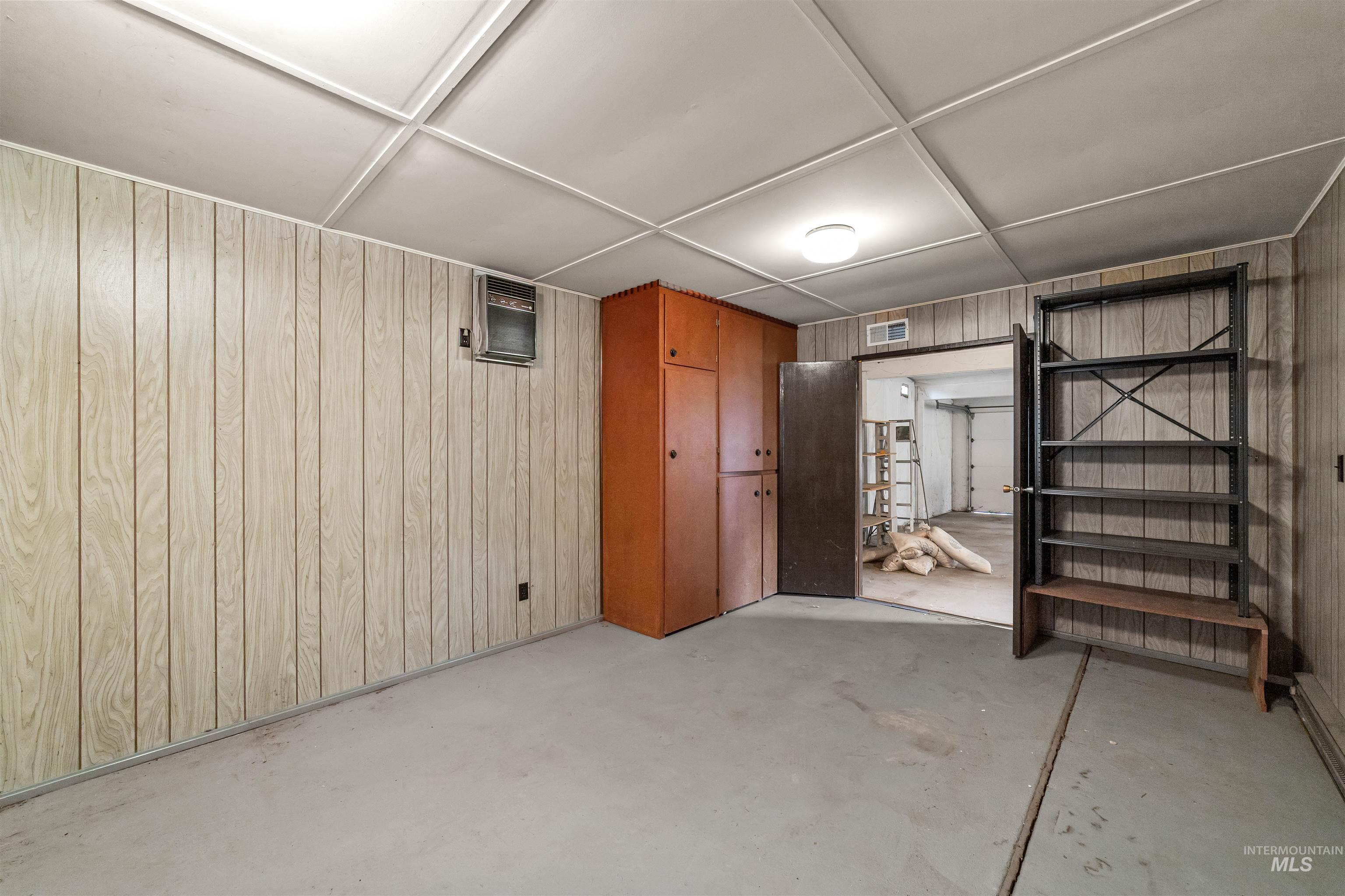 302 W. Driftwood Road, Boise, Idaho 83713, 2 Bedrooms, 2 Bathrooms, Residential For Sale, Price $60,000, 98968038