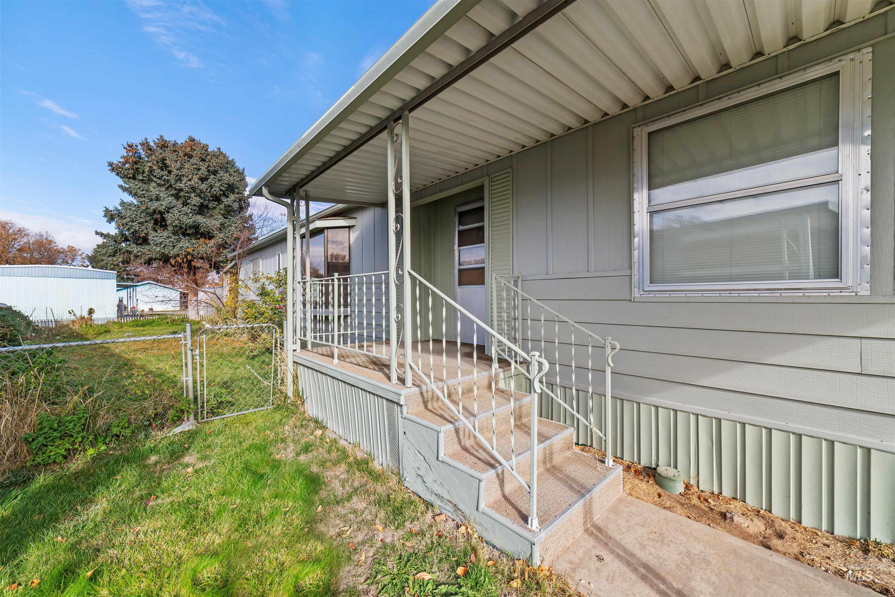 302 W. Driftwood Road, Boise, Idaho 83713, 2 Bedrooms, 2 Bathrooms, Residential For Sale, Price $60,000, 98968038