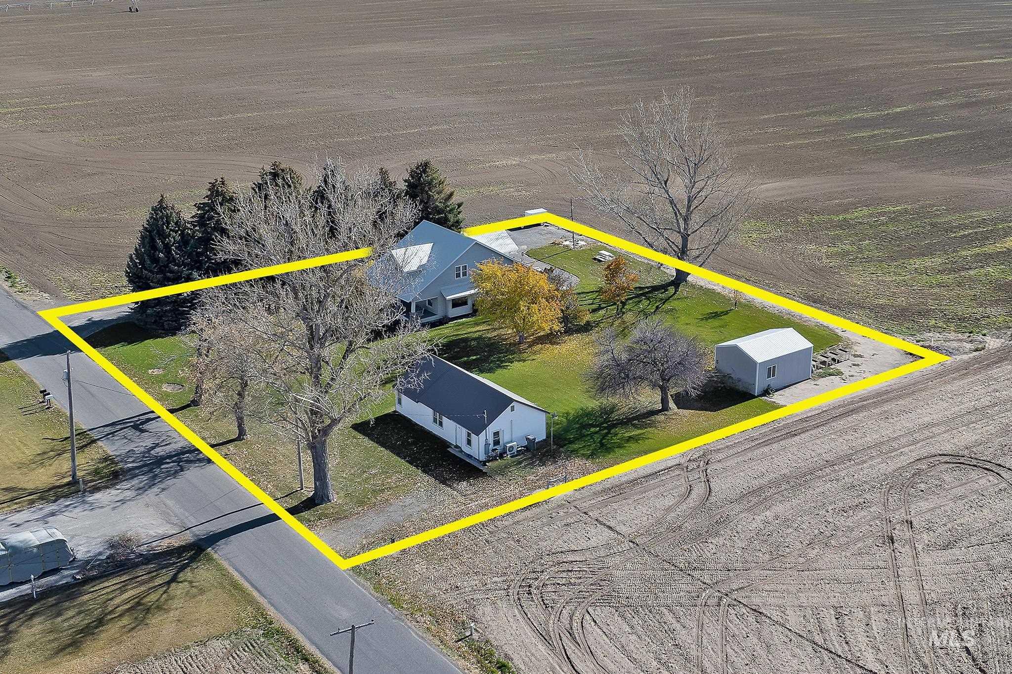 Aerial view of property and surrounding area