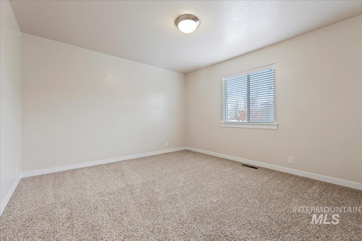 15673 Moosehorn Way, Caldwell, Idaho 83607, 4 Bedrooms, 3.5 Bathrooms, Residential For Sale, Price $560,000, 98968051