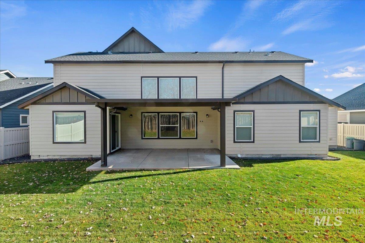 15673 Moosehorn Way, Caldwell, Idaho 83607, 4 Bedrooms, 3.5 Bathrooms, Residential For Sale, Price $560,000, 98968051