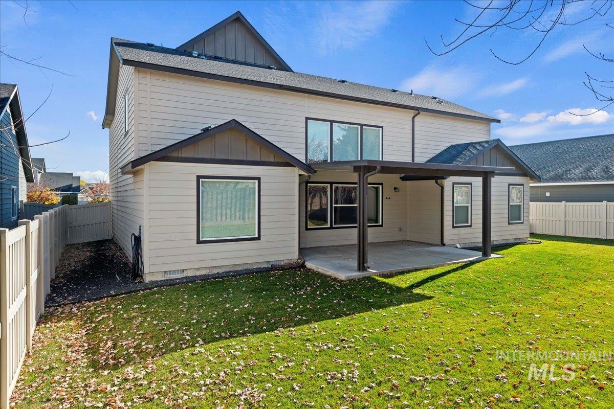 15673 Moosehorn Way, Caldwell, Idaho 83607, 4 Bedrooms, 3.5 Bathrooms, Residential For Sale, Price $560,000, 98968051