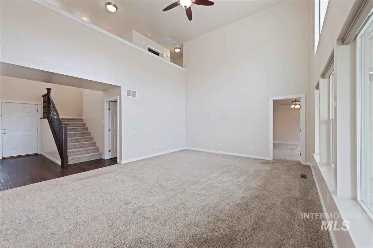 15673 Moosehorn Way, Caldwell, Idaho 83607, 4 Bedrooms, 3.5 Bathrooms, Residential For Sale, Price $560,000, 98968051