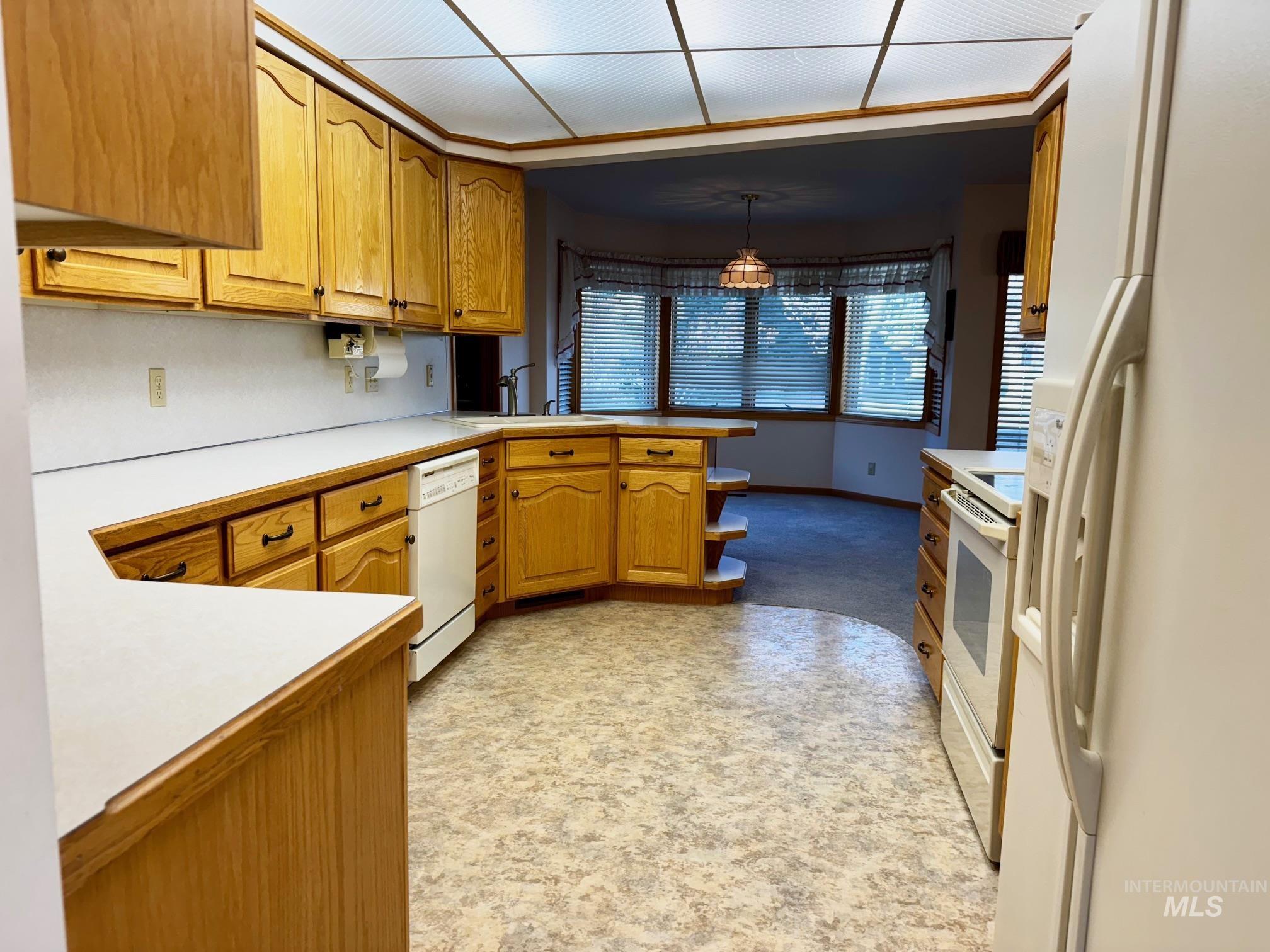 1142 Fairview Ave, Rupert, Idaho 83350, 3 Bedrooms, 3 Bathrooms, Residential For Sale, Price $434,000, 98968054