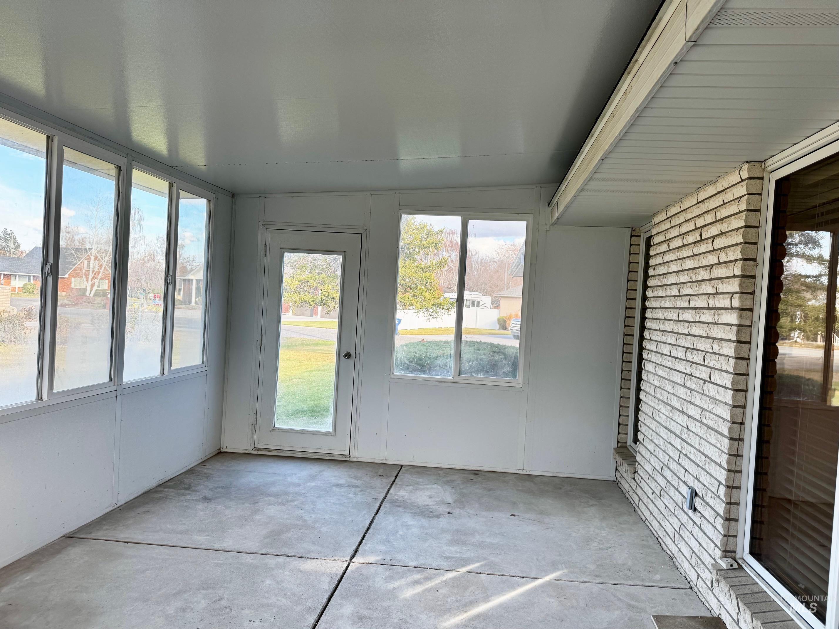 1142 Fairview Ave, Rupert, Idaho 83350, 3 Bedrooms, 3 Bathrooms, Residential For Sale, Price $434,000, 98968054