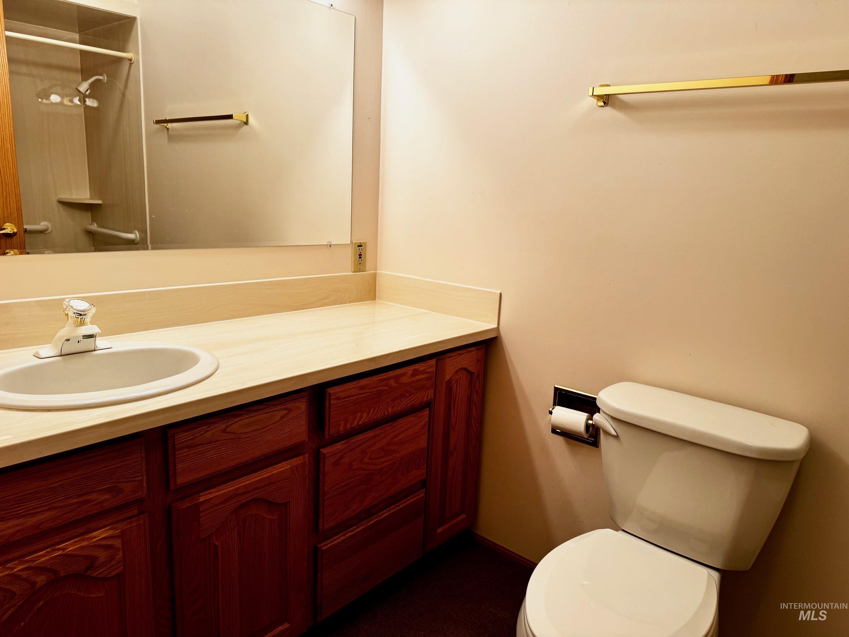 1142 Fairview Ave, Rupert, Idaho 83350, 3 Bedrooms, 3 Bathrooms, Residential For Sale, Price $434,000, 98968054