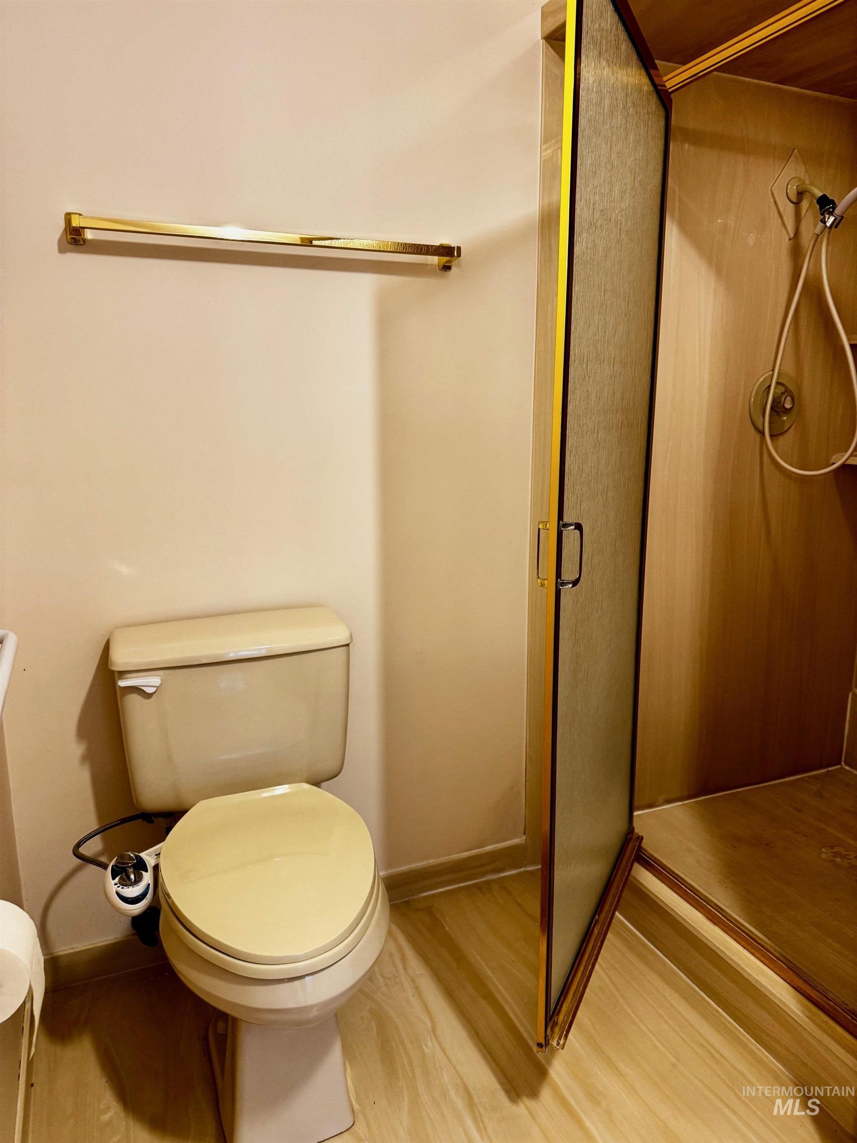 1142 Fairview Ave, Rupert, Idaho 83350, 3 Bedrooms, 3 Bathrooms, Residential For Sale, Price $434,000, 98968054