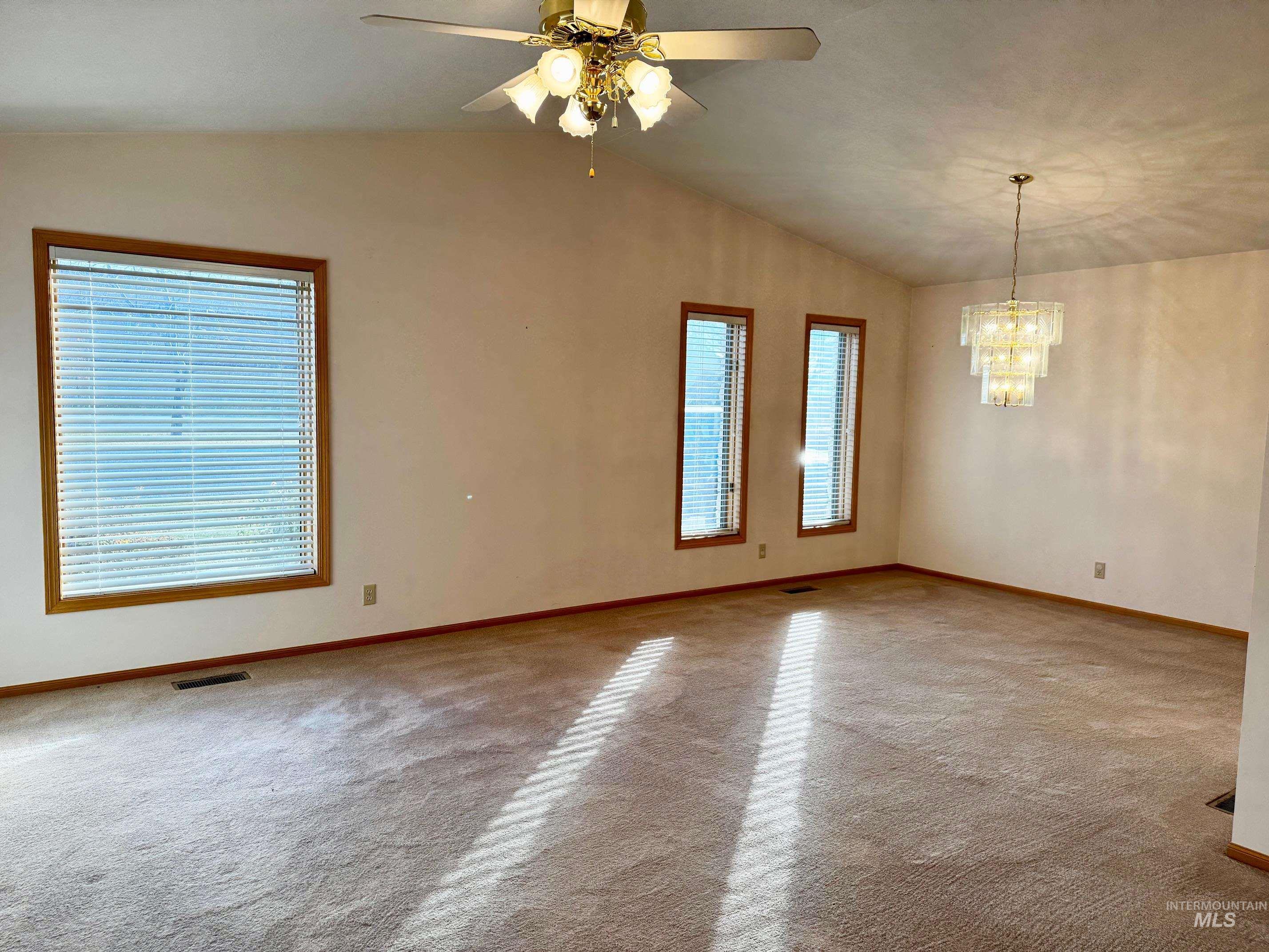 1142 Fairview Ave, Rupert, Idaho 83350, 3 Bedrooms, 3 Bathrooms, Residential For Sale, Price $434,000, 98968054