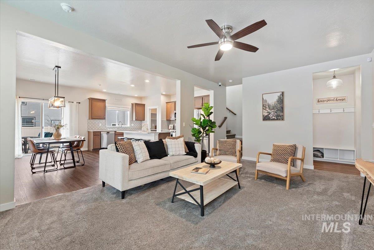 4660 W Everest St, Meridian, Idaho 83646, 3 Bedrooms, 2.5 Bathrooms, Residential For Sale, Price $469,900, 98968055