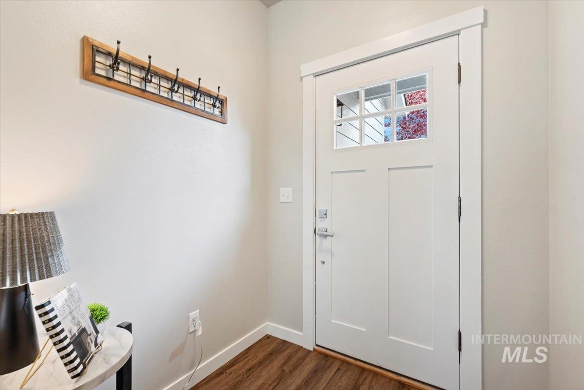 4660 W Everest St, Meridian, Idaho 83646, 3 Bedrooms, 2.5 Bathrooms, Residential For Sale, Price $469,900, 98968055