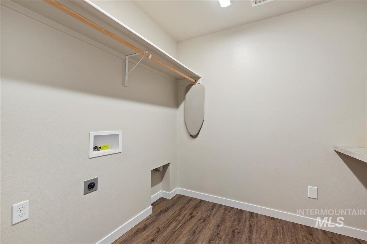 4660 W Everest St, Meridian, Idaho 83646, 3 Bedrooms, 2.5 Bathrooms, Residential For Sale, Price $469,900, 98968055