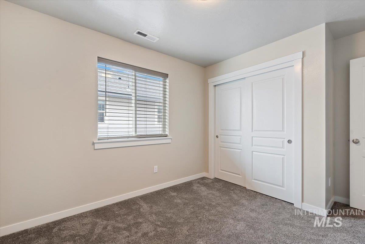 4660 W Everest St, Meridian, Idaho 83646, 3 Bedrooms, 2.5 Bathrooms, Residential For Sale, Price $469,900, 98968055